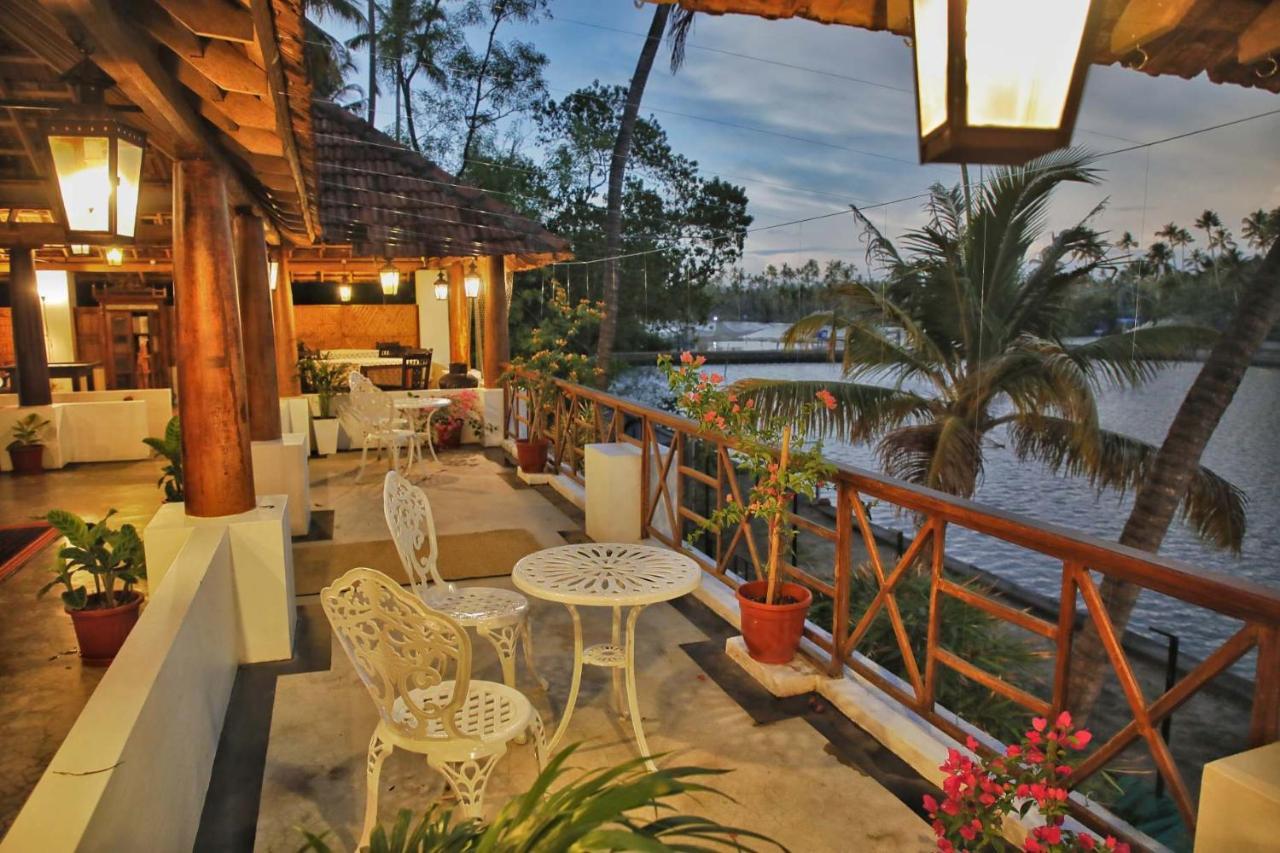 Vala House Hotel Cherai Beach Exterior foto