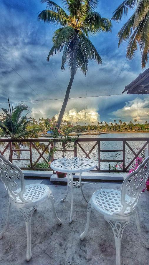 Vala House Hotel Cherai Beach Exterior foto