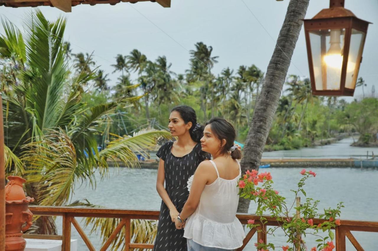 Vala House Hotel Cherai Beach Exterior foto