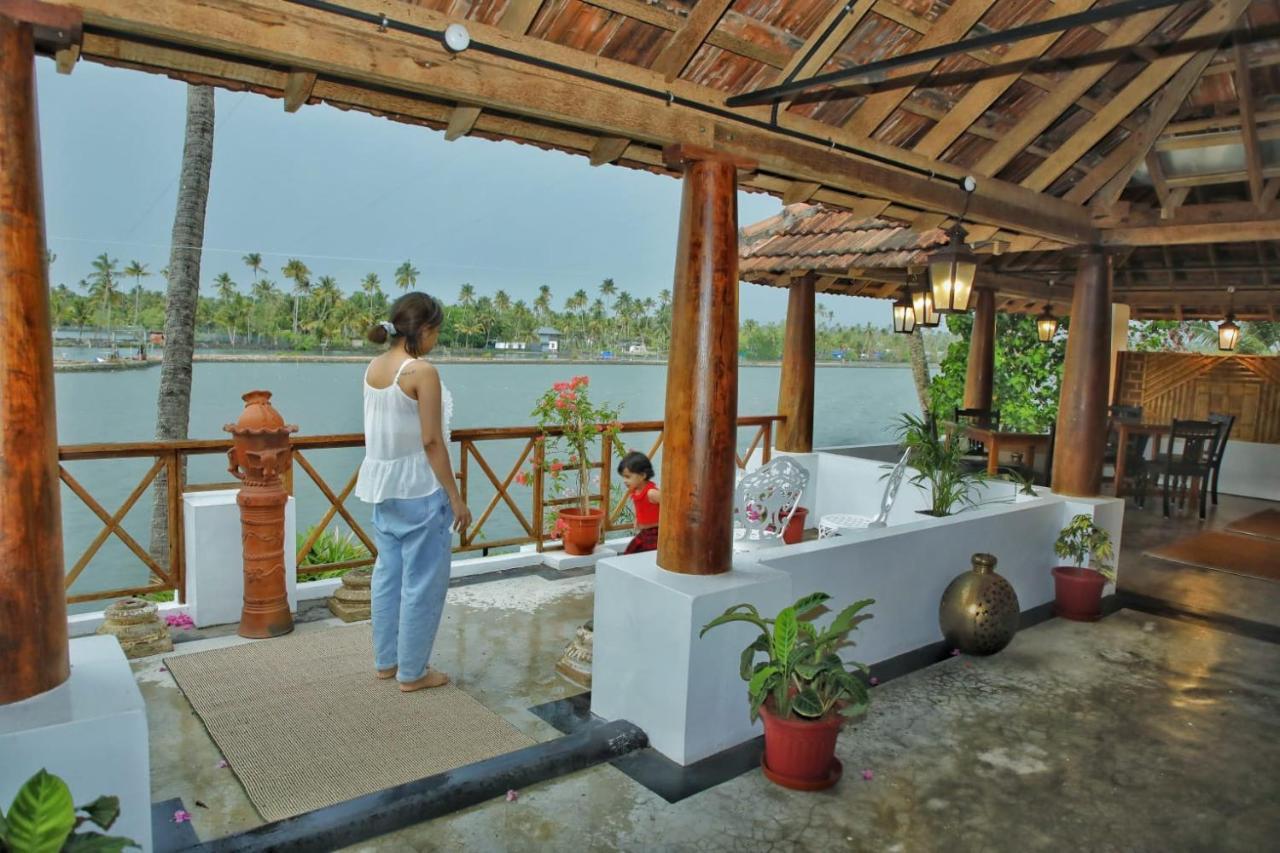 Vala House Hotel Cherai Beach Exterior foto