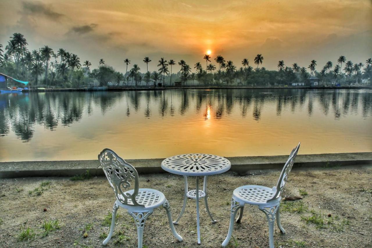 Vala House Hotel Cherai Beach Exterior foto