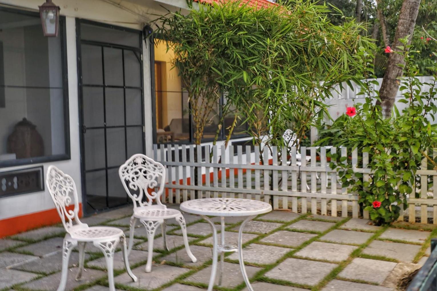 Vala House Hotel Cherai Beach Exterior foto